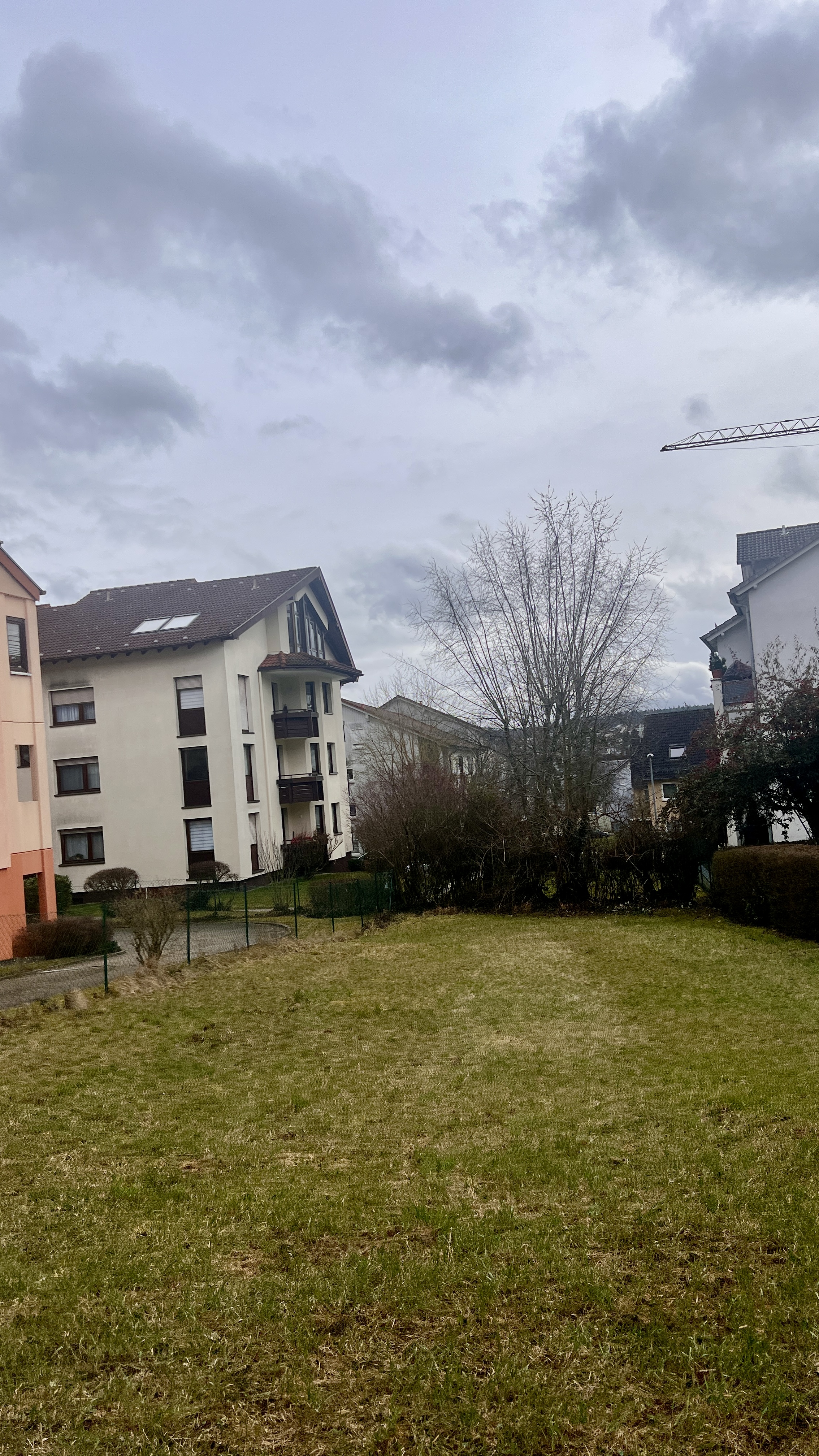 Wegabschnitt Maihälden zwischen Jochen-Klepper-Straße und Bodelschwinghstraße, Ansicht Richtung Süden